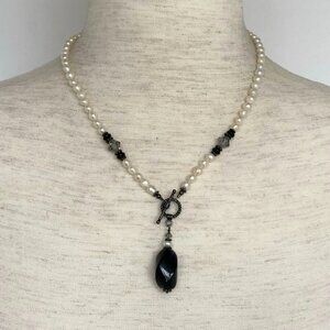 Pearl 18" Sterling Silver Front Rope Toggle Necklace Black Nephrite Jade Pendant